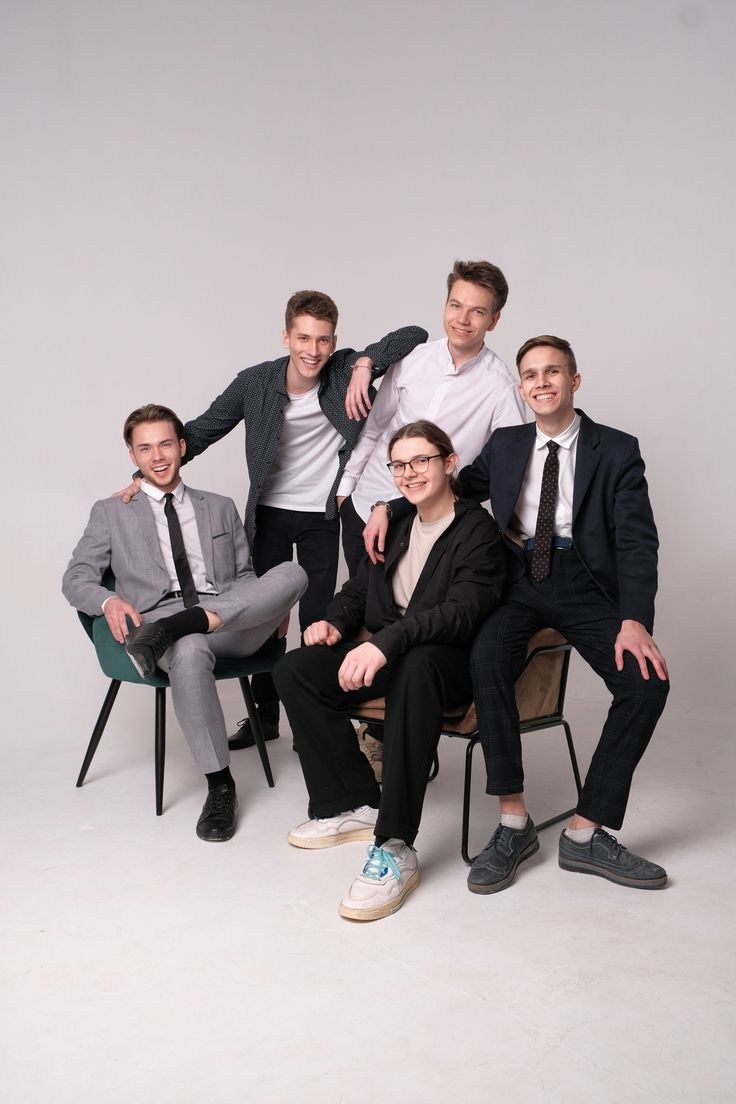 9-11 класс. XPLACEMEDIA — Виньетки в Актобе. Выпускные альбомы в Актобе