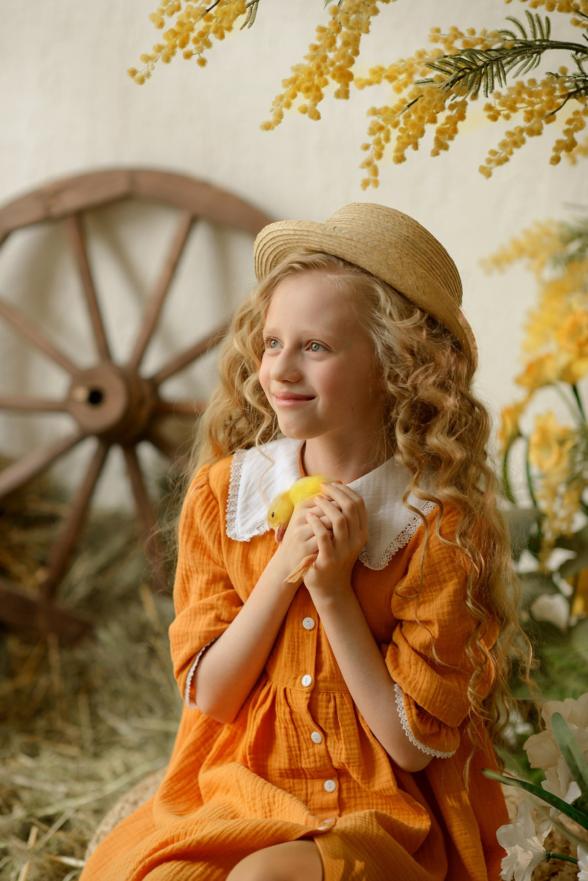 Photo shoot of a girl with goslings and a hat. Photographer Elena Carruthers, Scotland