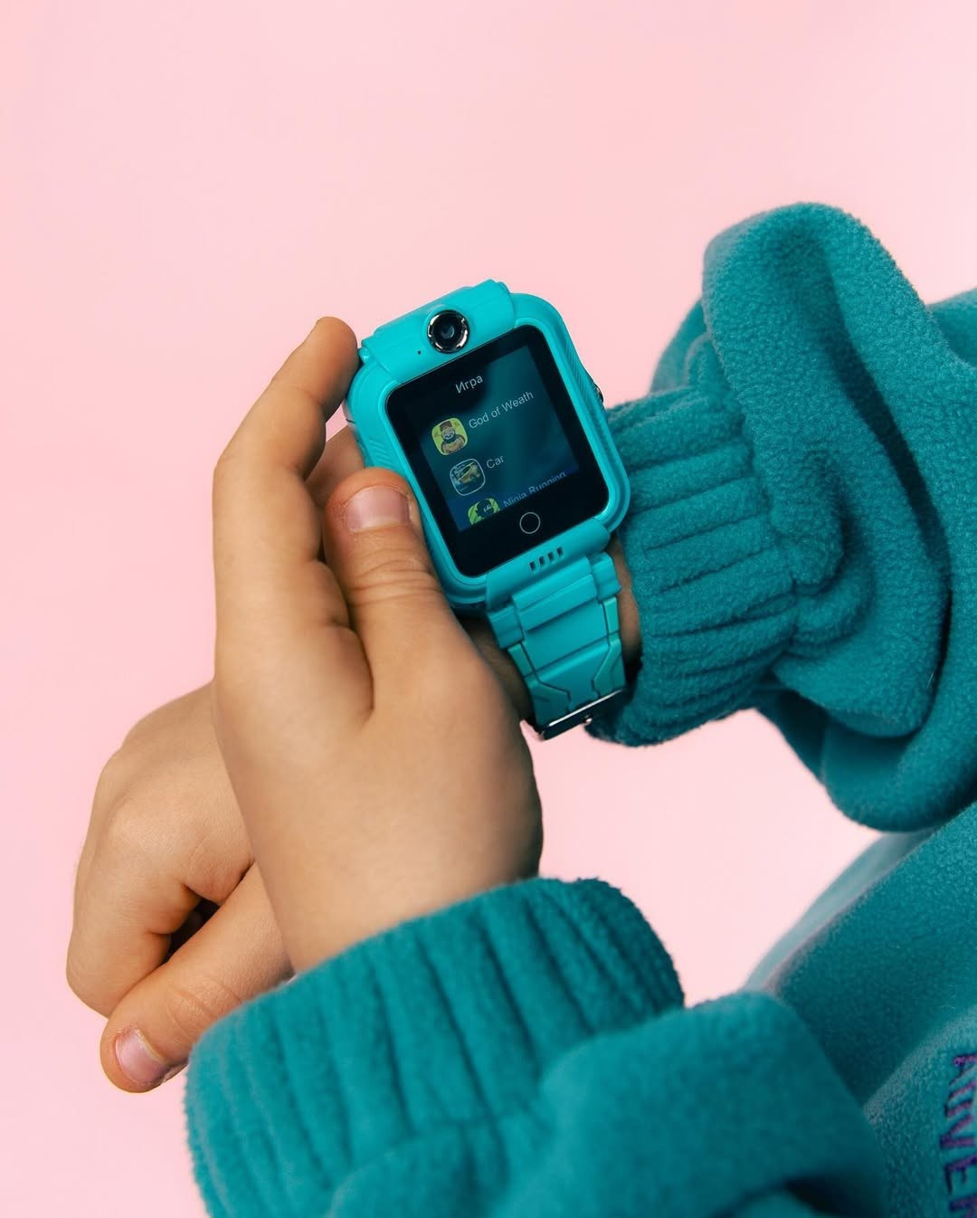 Съемка для детских смарт часов Prolike. Фотограф в Санкт-Петербурге и Москве