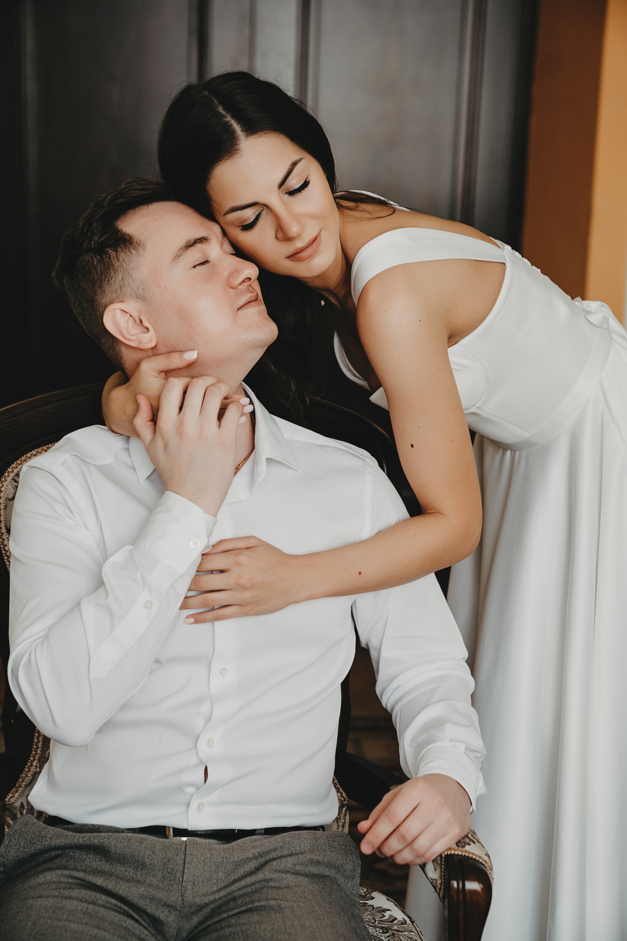 Саша и Диана «Час у Грибоедовского». Свадебный фотограф и видеограф Дмитрий Горяченков