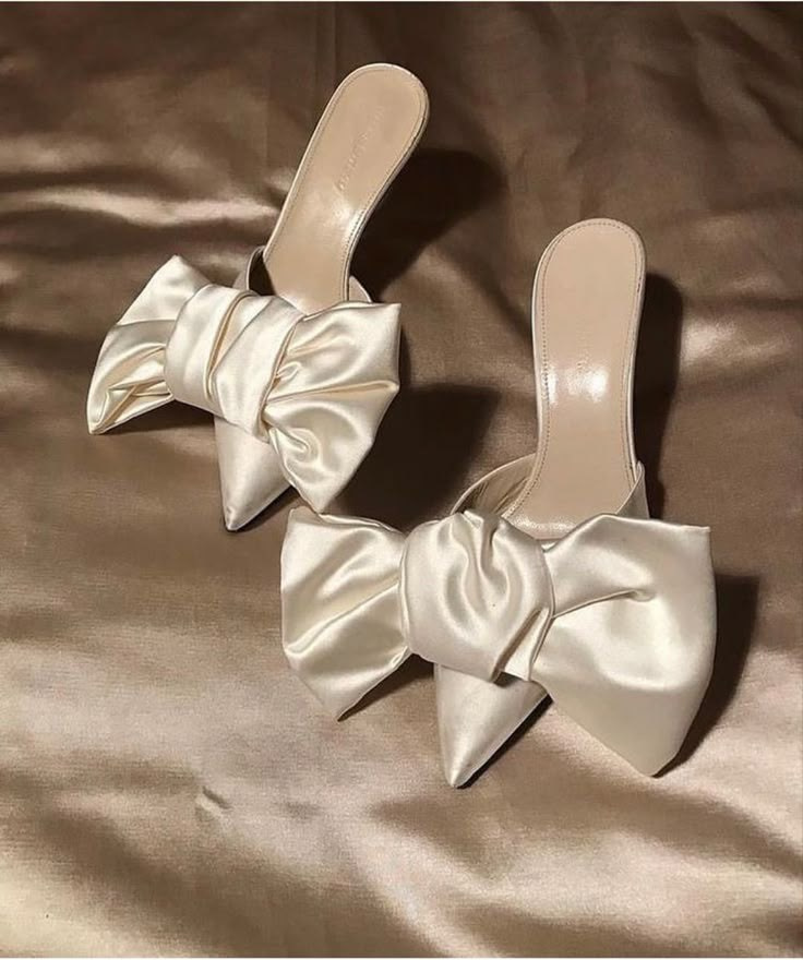 Образ невесты. Платье, макияж и укладка. Валеева Виктория | Свадебный фотограф в Ростове-на-Дону и Москве