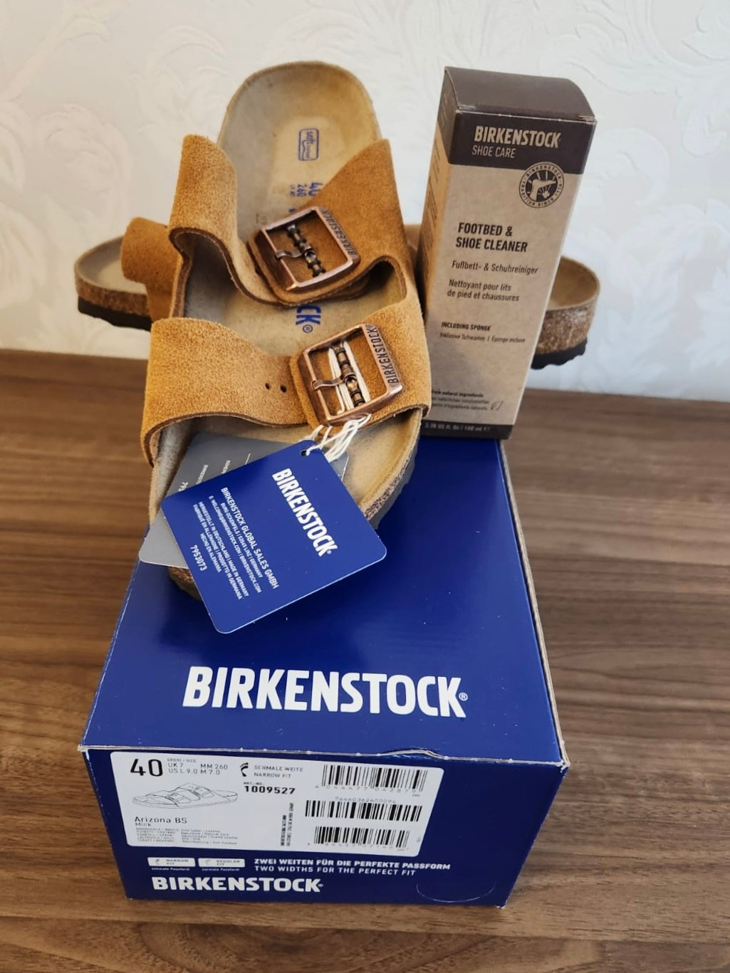 Birkenstock и Crocs. Ваш байер во Франции