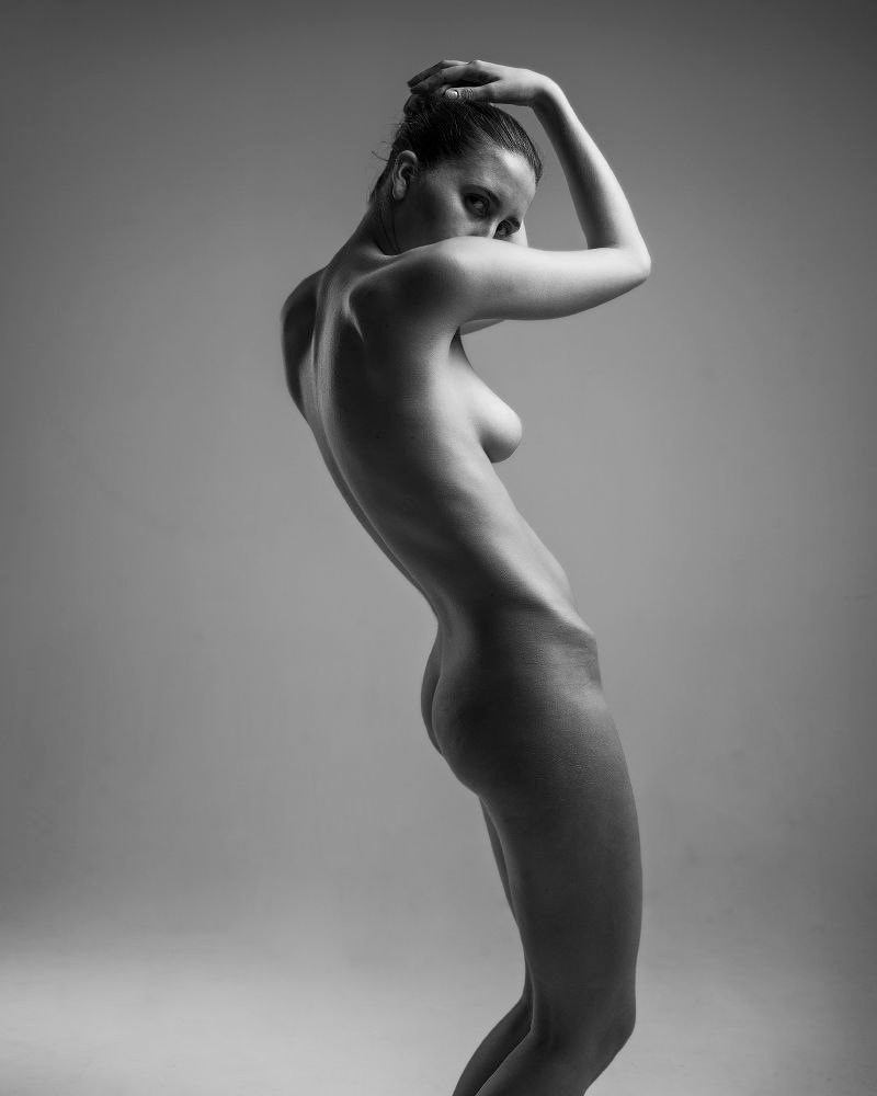 Обнаженная пластическая фотография. Мастерская Демченко