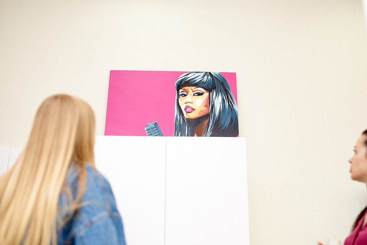 Репортаж с открытия школы вокала Кристины Дурмановой. Репортажный и женский фотограф в Новосибирске