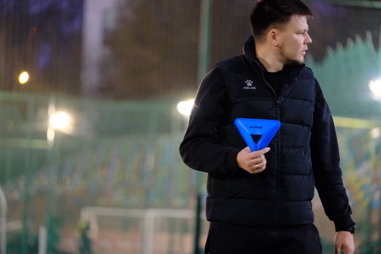 Футбол фотосъемка футбола спортивный фотограф в Москве. Фотограф и художник в Москве Евгения Нюнина