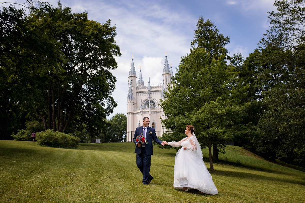 Свадебная фотосессия на улице. Свадебный фотограф в Санкт-Петербурге Антон Владимиров