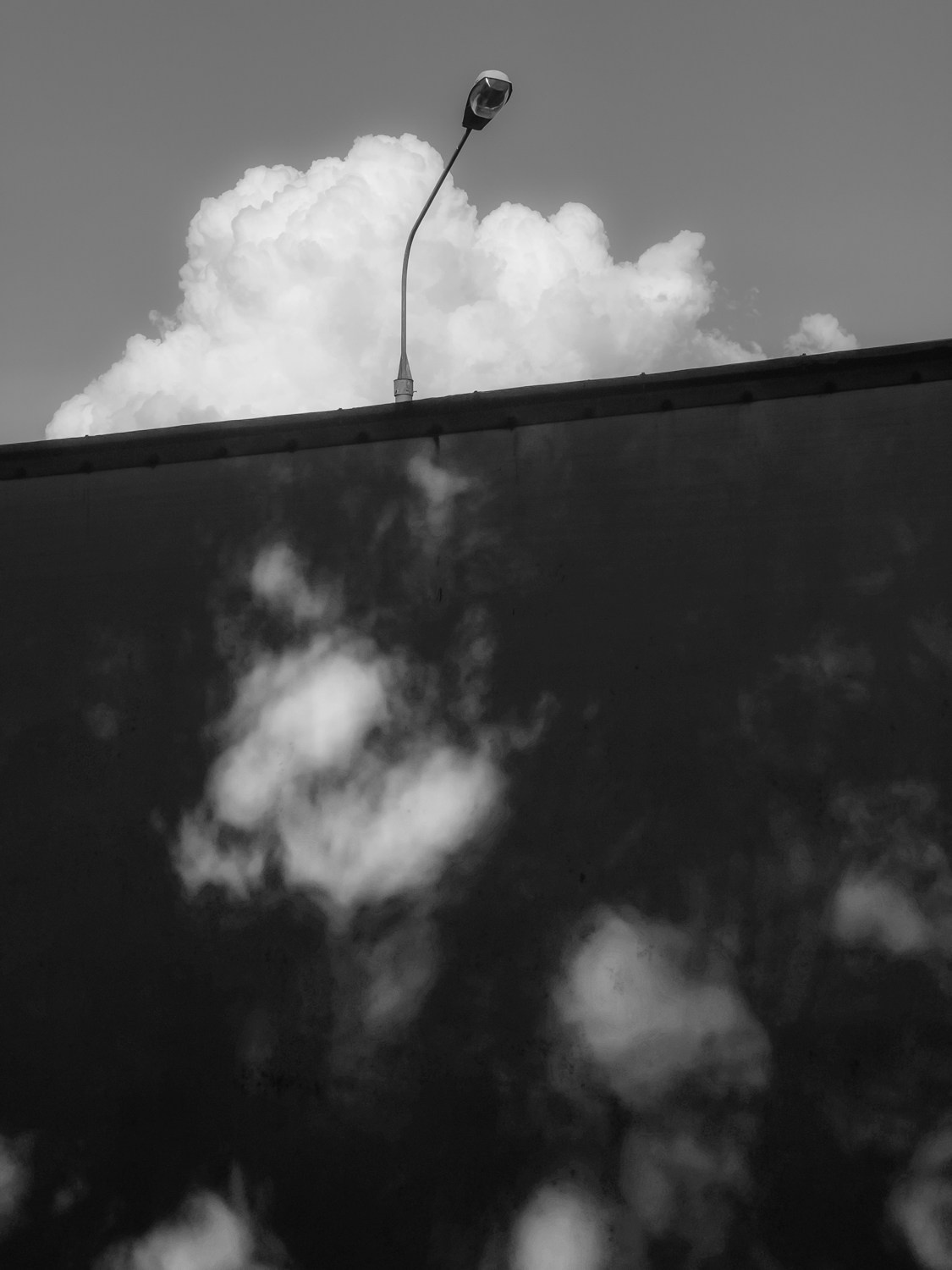 Современная концептуальная фотография о теле, уязвимости и идентичности. Визуальная практика на стиле честности, пост-иронии и искусства.Рекламная фотография, Концептуальная фотография, Современный художник, Психология, Коммерческий фотограф, Репортажный фотограф, Стрит фотография, Арт, Сюрреализм, Мобильная фотография, Снято на айфон, Дима Бурза