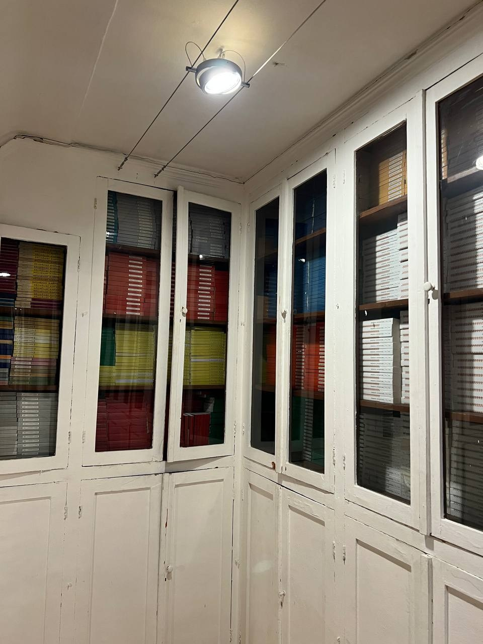 Выставка «Литературный этаж. 100 лет на крыше Дома Нирнзее». П&П — Полезное с Приятным. Фотоэкскурсии — Москва на память. Экскурсовод и фотограф в Москве. Увези столицу в своём альбоме!