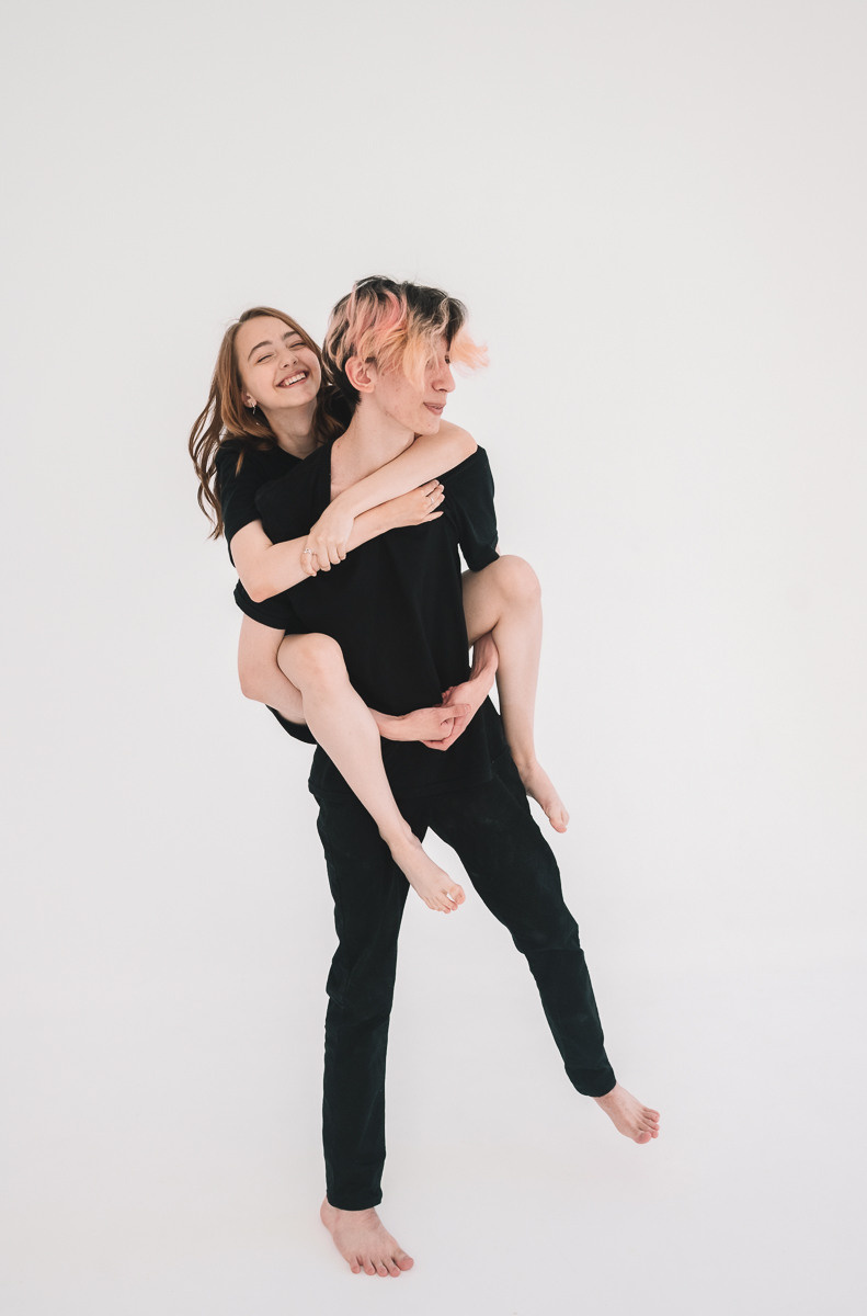 Семейная фотосессия (студия). Семейный фотограф Тюмень