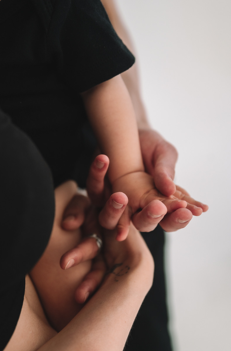 Семейная фотосессия (студия). Семейный фотограф Тюмень