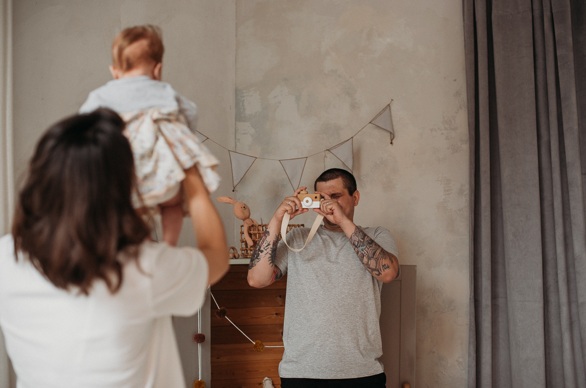 Семейная фотосессия (фотостудия). Семейный фотограф Тюмень