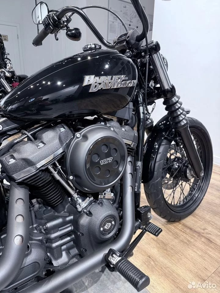 Купить Harley-Davidson 2020 Street Bob (Cobra) (Softail/Dyna) — подробнее на сайте. Hello Davidson, Москва. Только хорошие мотоциклы…