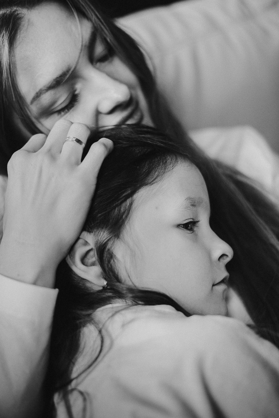 Костя, Яна, Кристина, Леон | дома