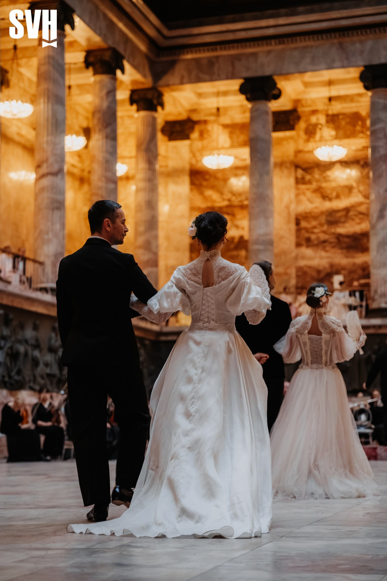 Пасхальный бал Петра Аксёнова