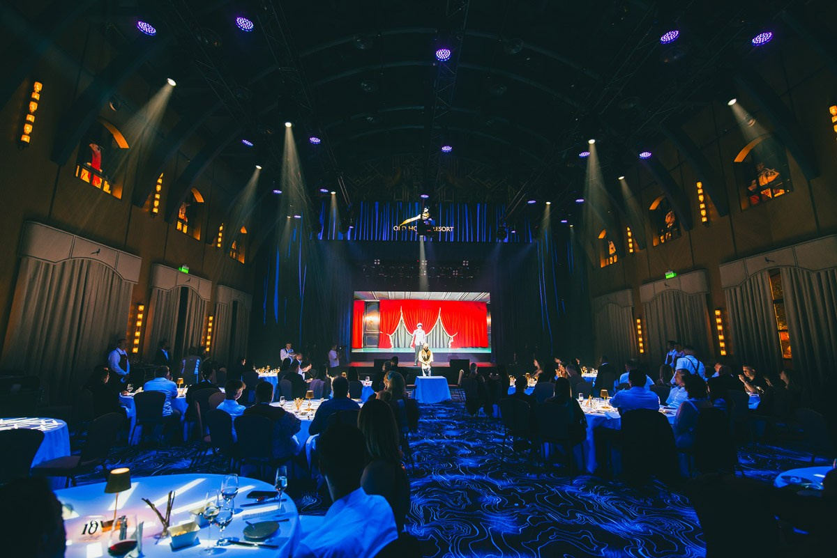 Old House Resort & Spa — «12 стульев»