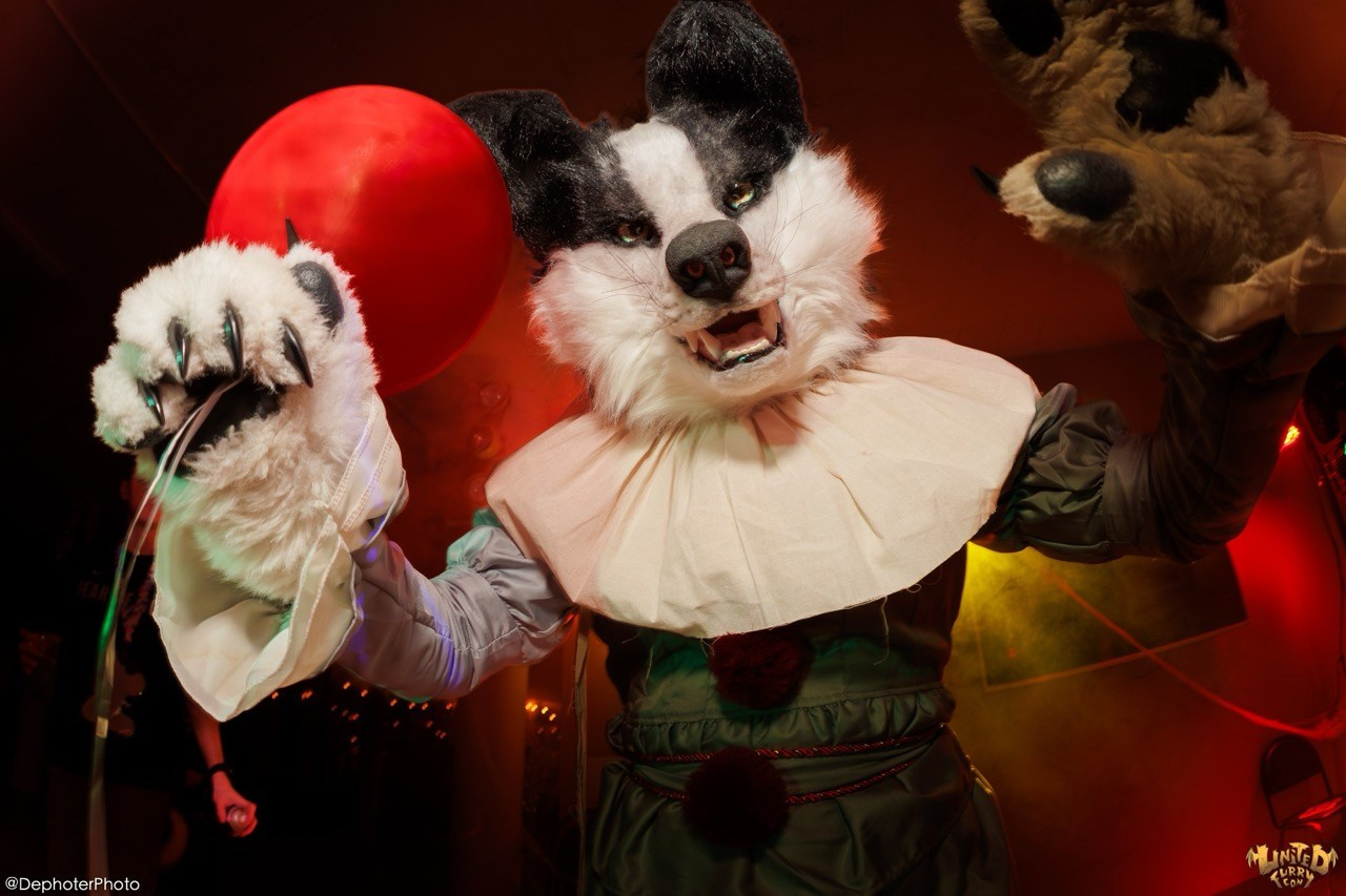 United Furry Convention 2026. Различные мероприятия и просто фотографии людей