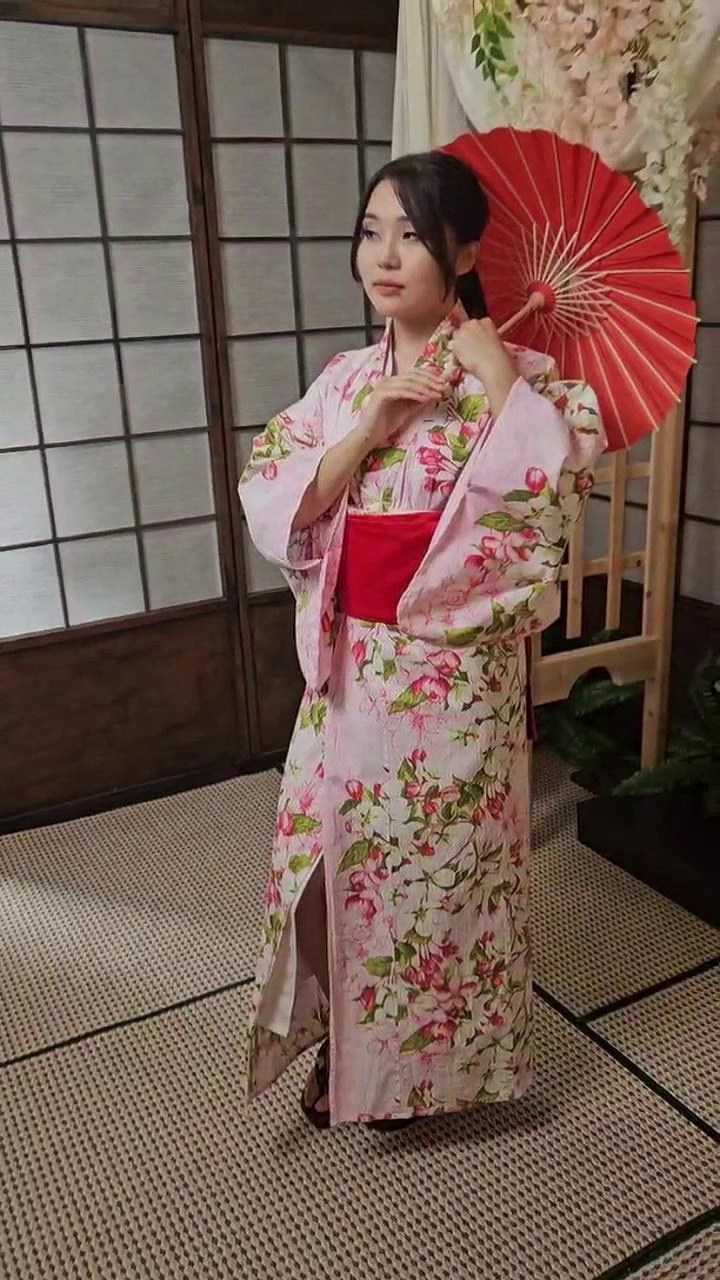 Кимоно и восточные образы. Интерьерная фотостудия Background в Омске