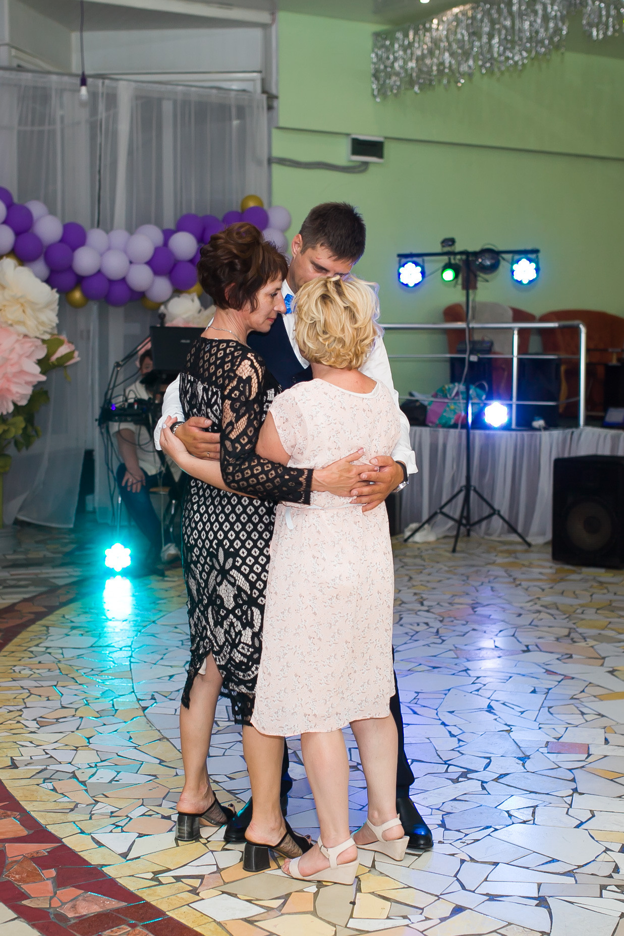 Михаил и Юлия. Дизайн интерьера Керчь, дизайнер интерьера Еремина Мария Керчь, Симфер