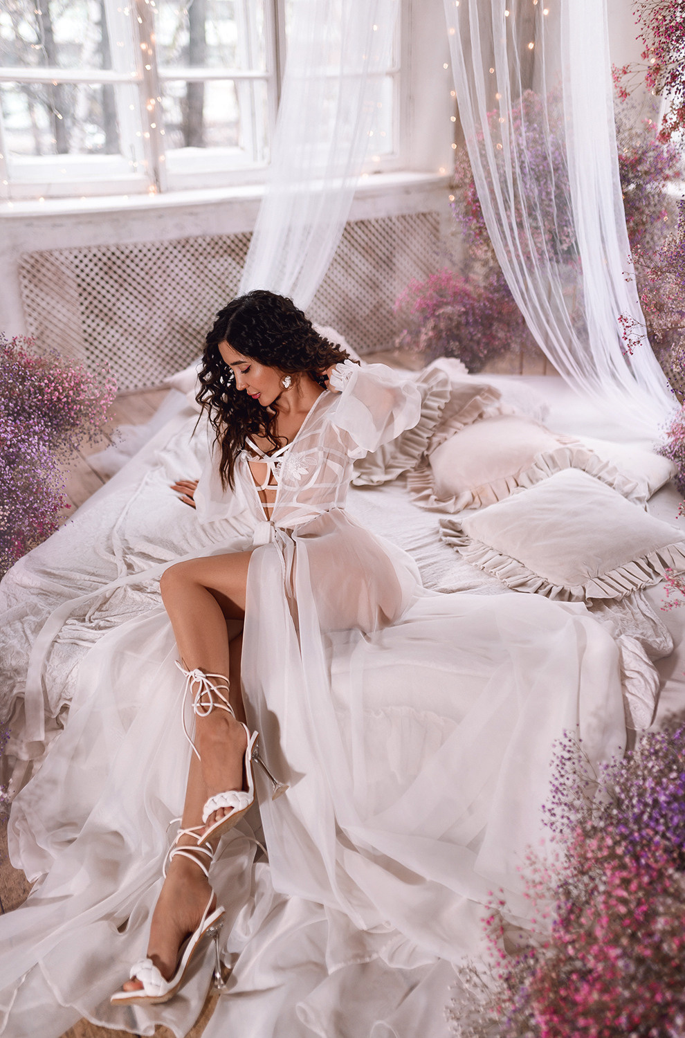 Портфолио со съемок в студиях и с фотопроектов. Женский фотограф в Москве Юлия Любченко