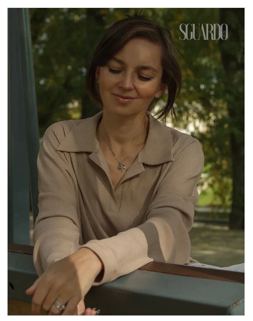 SGUARDO. MARINA MANUCHARIAN