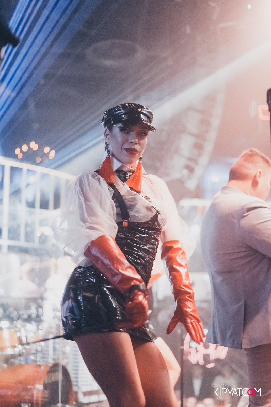 CLUB SHOW BY ИРИНА КАЙРАТОВНА В SANTA BARBARA CLUB. КИПЯТКОМ АЛМАТЫ!