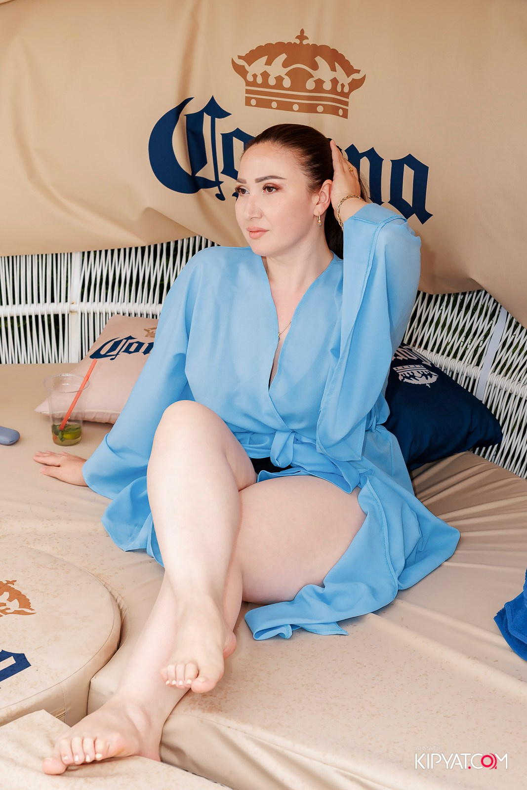 ЗАКРЫТАЯ ВЕЧЕРИНКА В ЧЕСТЬ ОТКРЫТИЯ СЕЗОНА SUMMER POOL BRUNCH. КИПЯТКОМ АЛМАТЫ! Фотосъемка мероприятий в Алматы