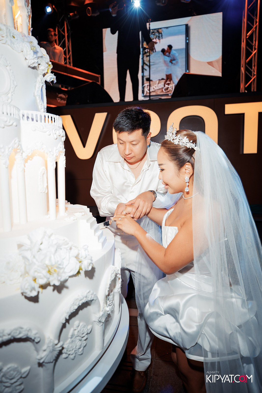 EVENT BAR. КИПЯТКОМ АЛМАТЫ!