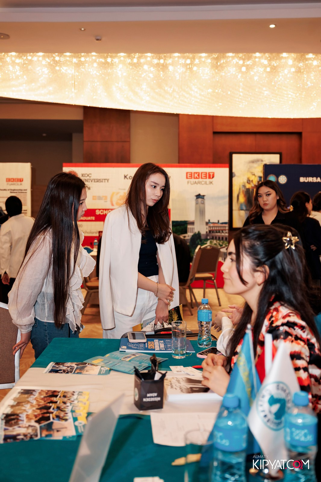 ВЫСТАВКА ТУРЕЦКИХ УНИВЕРСИТЕТОВ. КИПЯТКОМ АЛМАТЫ! Фотосъемка мероприятий в Алматы