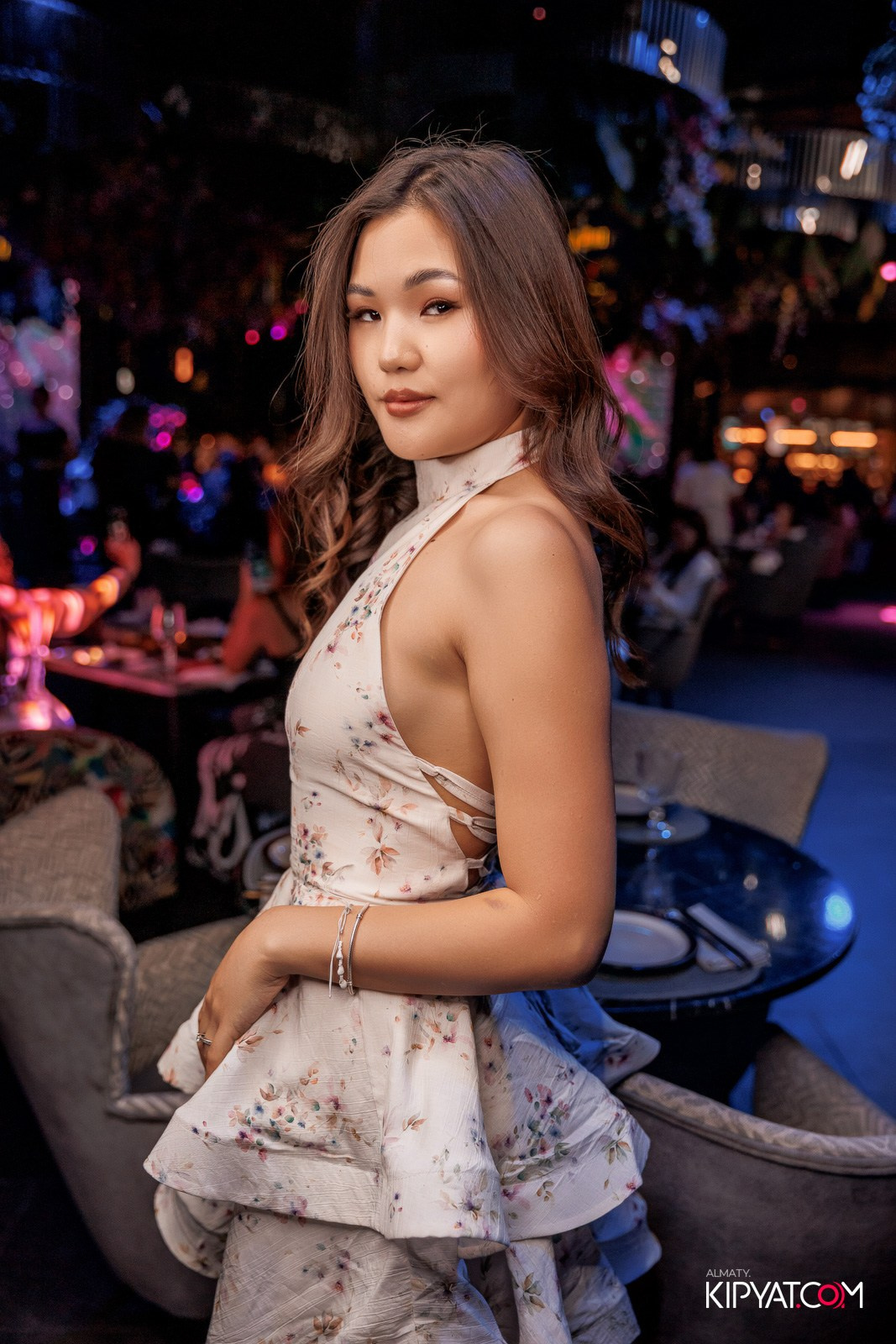 FRIENDS BAR & TERRACE. КИПЯТКОМ АЛМАТЫ!