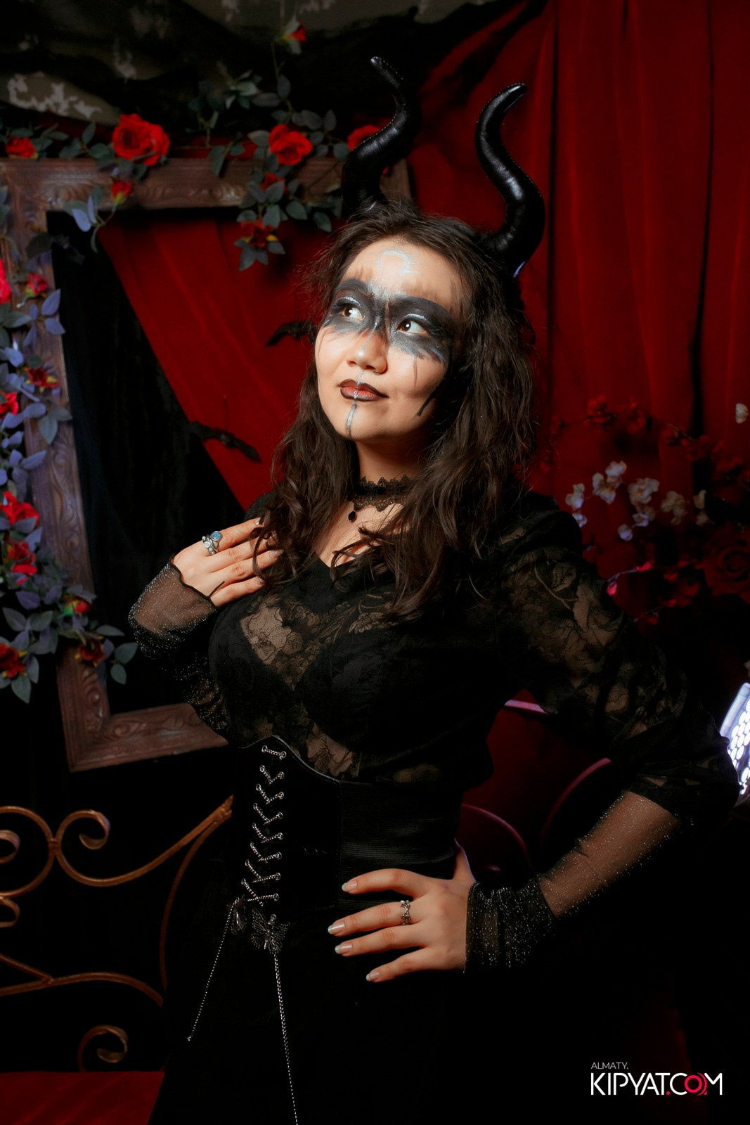 БАЛ НЕЧИСТИ В HIT RETRO. КИПЯТКОМ АЛМАТЫ!