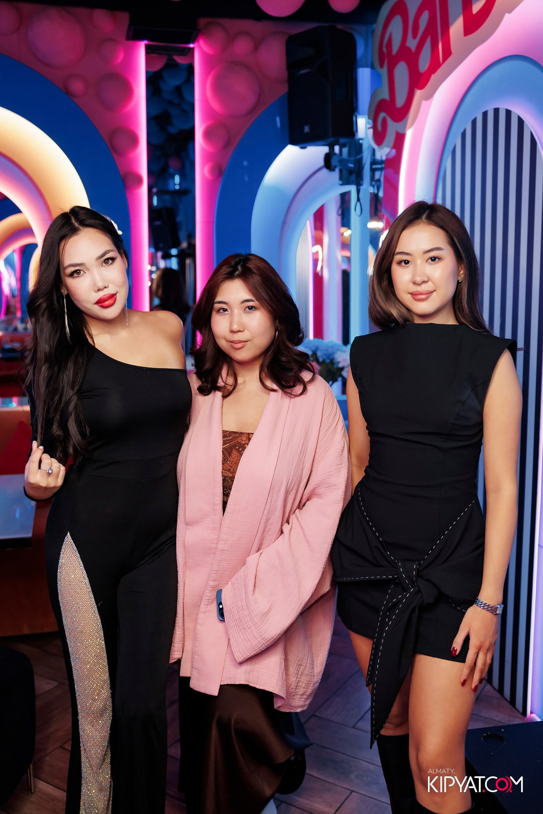 ЗАЯ, НА БИС. КИПЯТКОМ АЛМАТЫ!