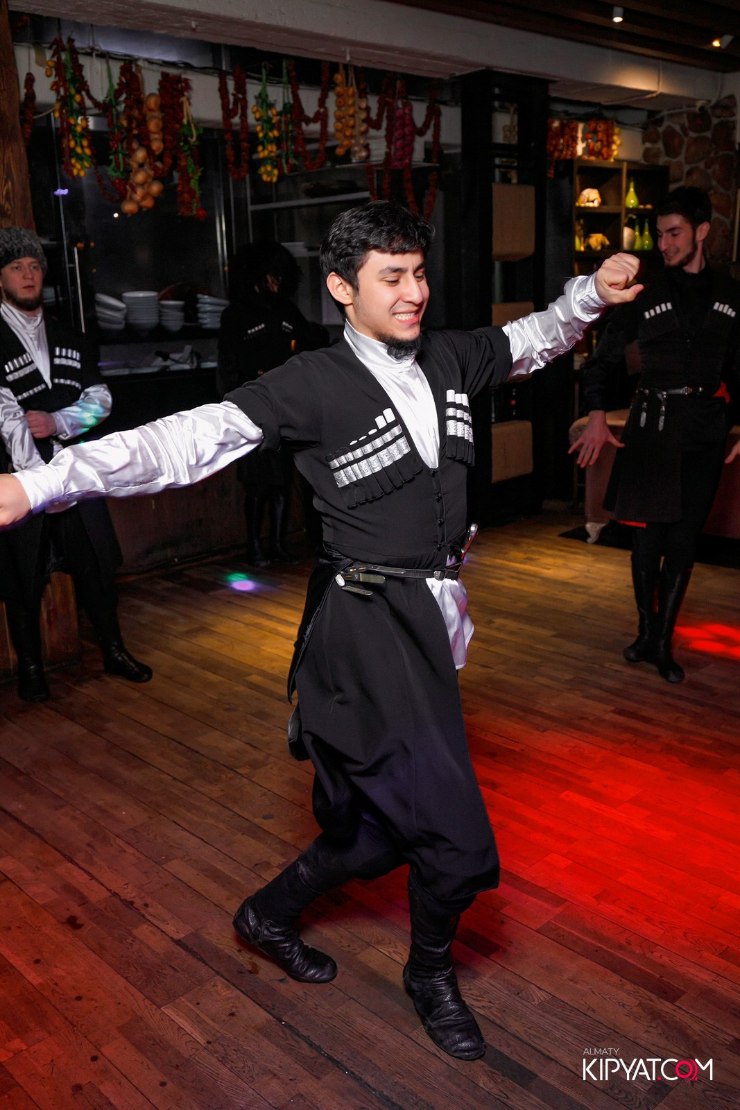 ВАХТАНГУРИ. КИПЯТКОМ АЛМАТЫ!