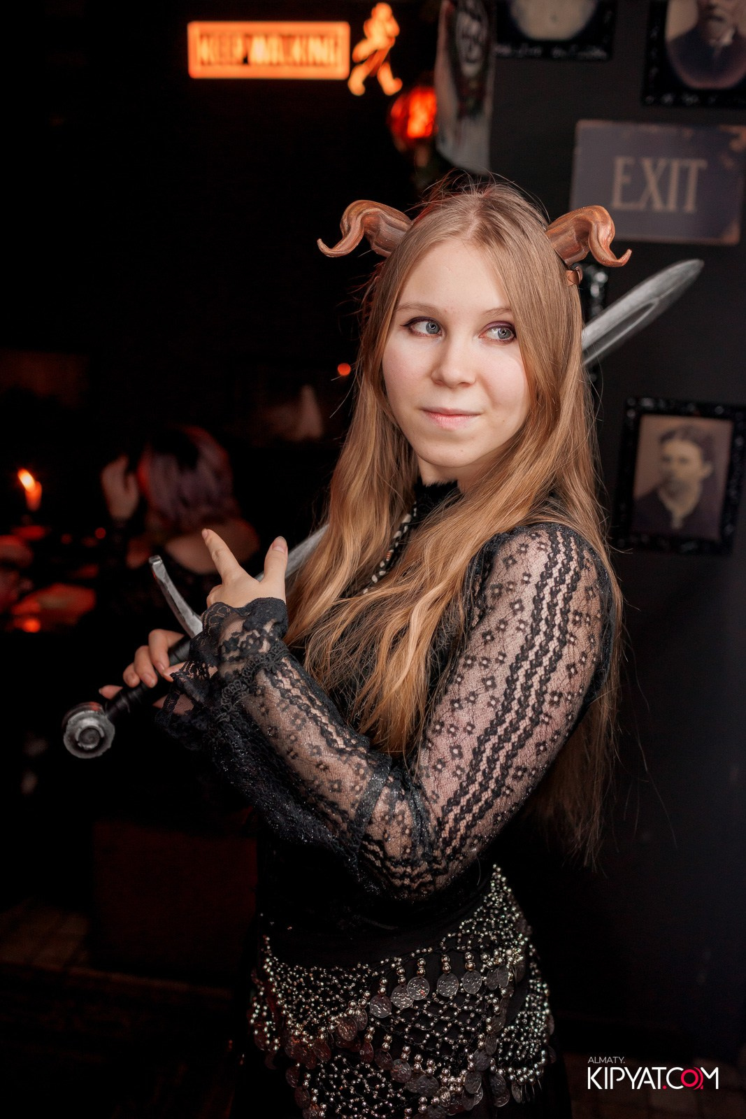 MERRY CREEPYSTMASS AND SPOOKY NEW YEAR — QUEEN OF THE DARKNESS BAR. КИПЯТКОМ АЛМАТЫ!