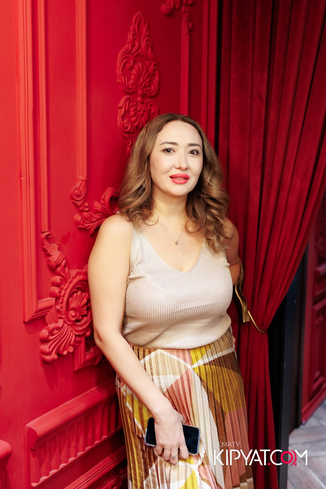 ЗАЯ, НА БИС. КИПЯТКОМ АЛМАТЫ!