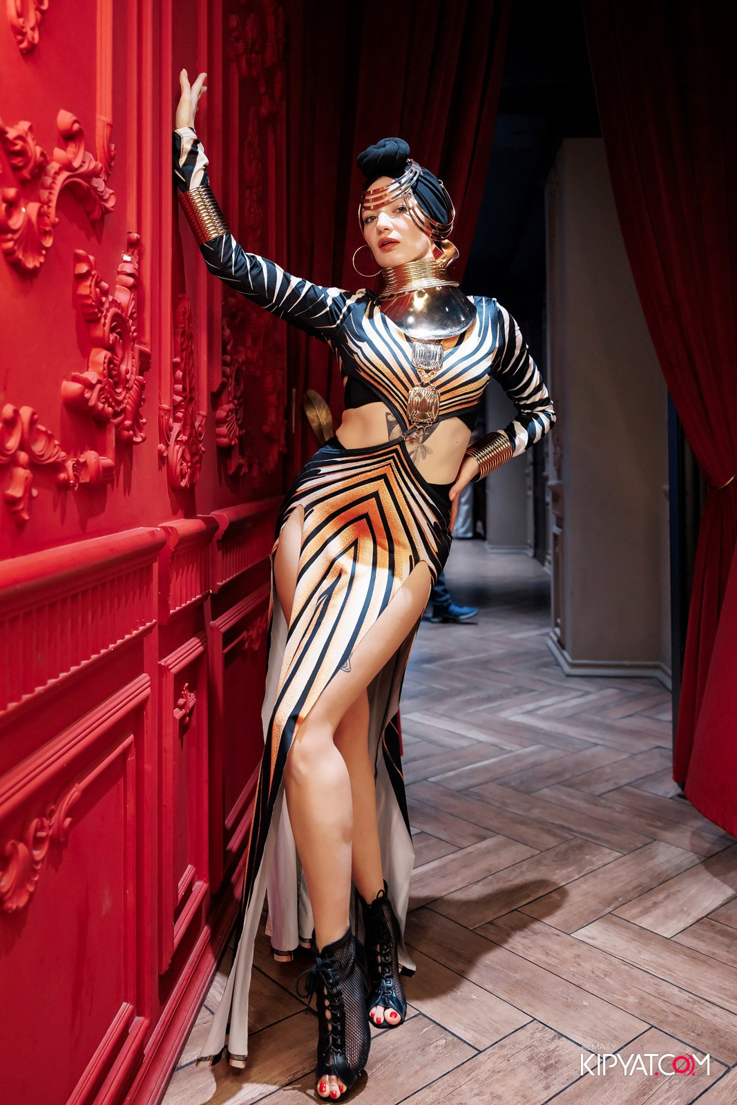 ЗАЯ, НА БИС. КИПЯТКОМ АЛМАТЫ!