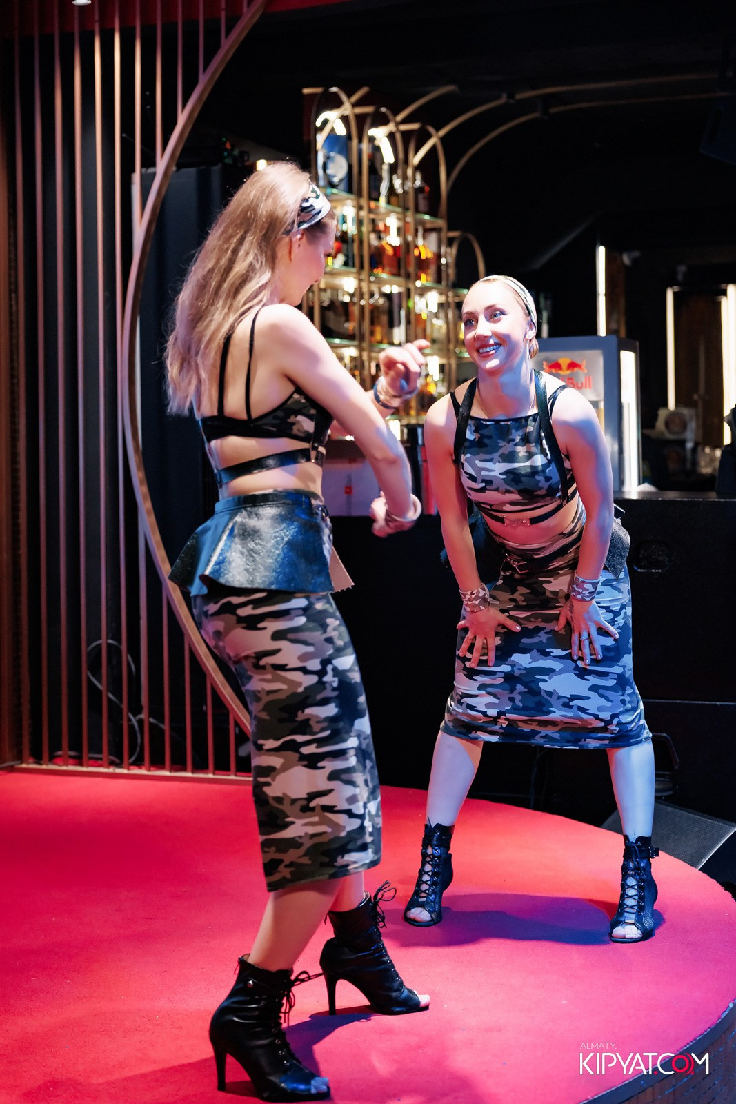 ЗАЯ, НА БИС. КИПЯТКОМ АЛМАТЫ!