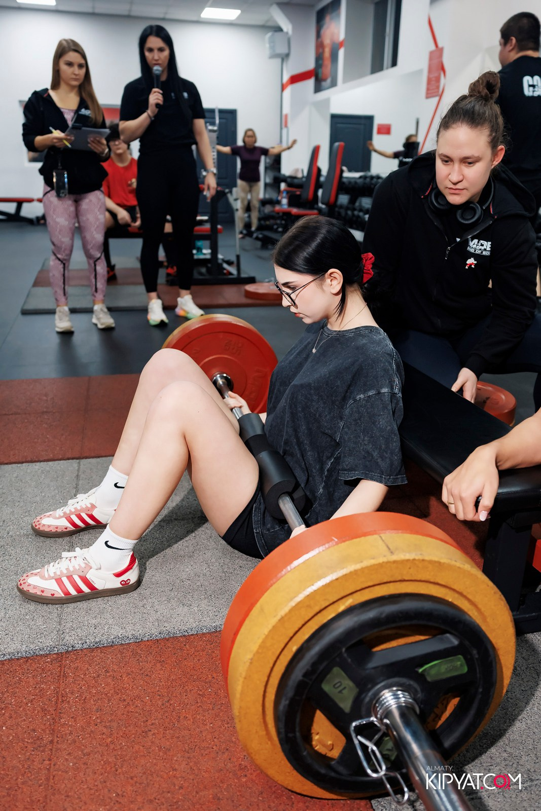 ДЕНЬ РОЖДЕНИЯ ТРЕНАЖЕРНОГО ЗАЛА MIND OF BODY. КИПЯТКОМ АЛМАТЫ! Фотосъемка мероприятий в Алматы