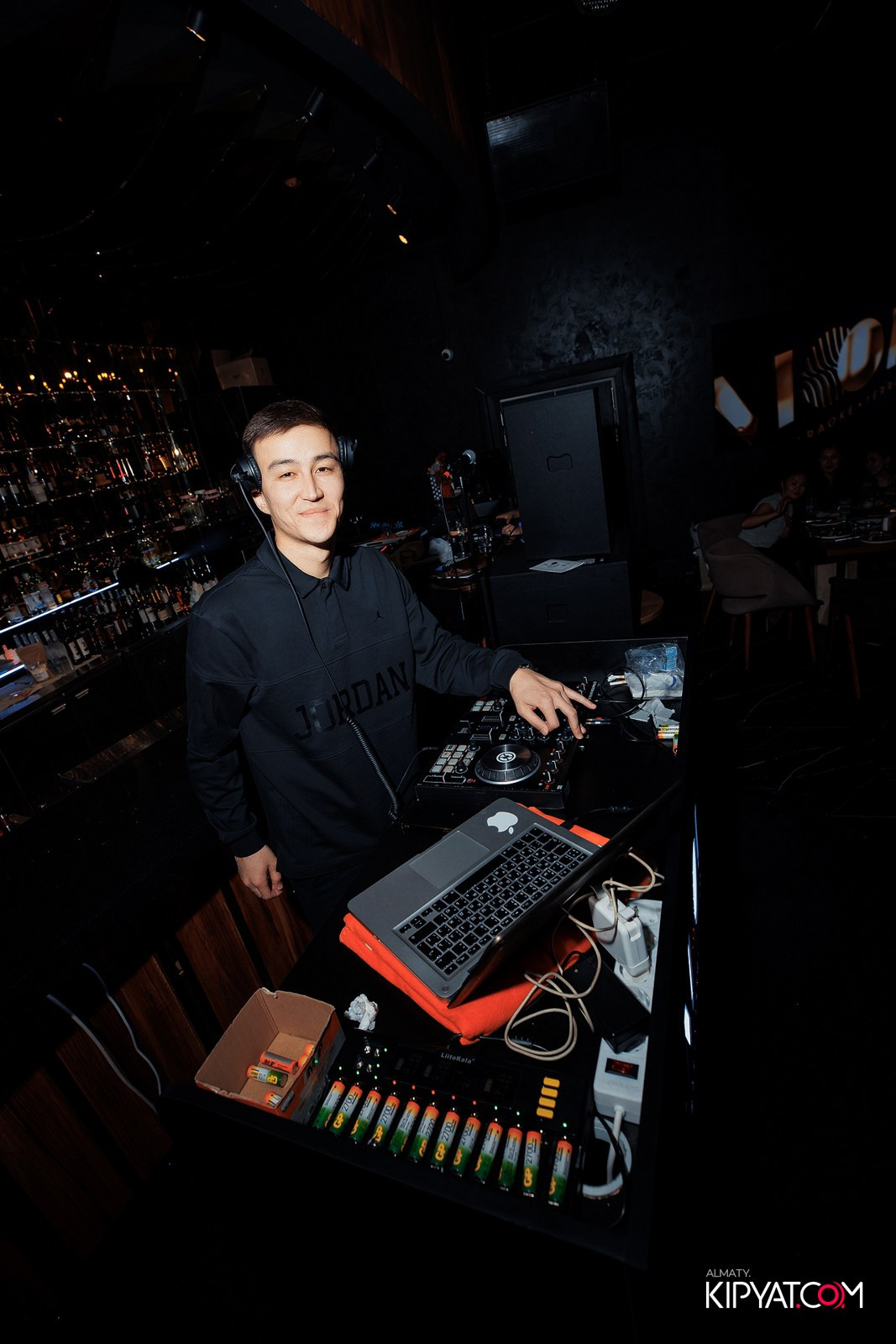 MOOD KARAOKE & TERRACE. КИПЯТКОМ АЛМАТЫ!