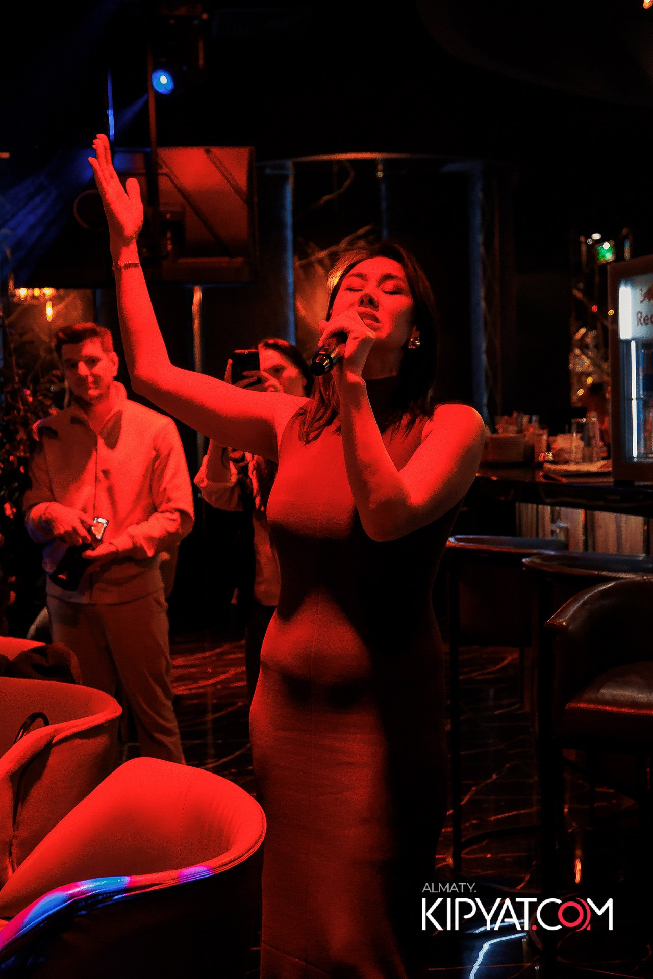 MOOD KARAOKE & TERRACE. КИПЯТКОМ АЛМАТЫ!