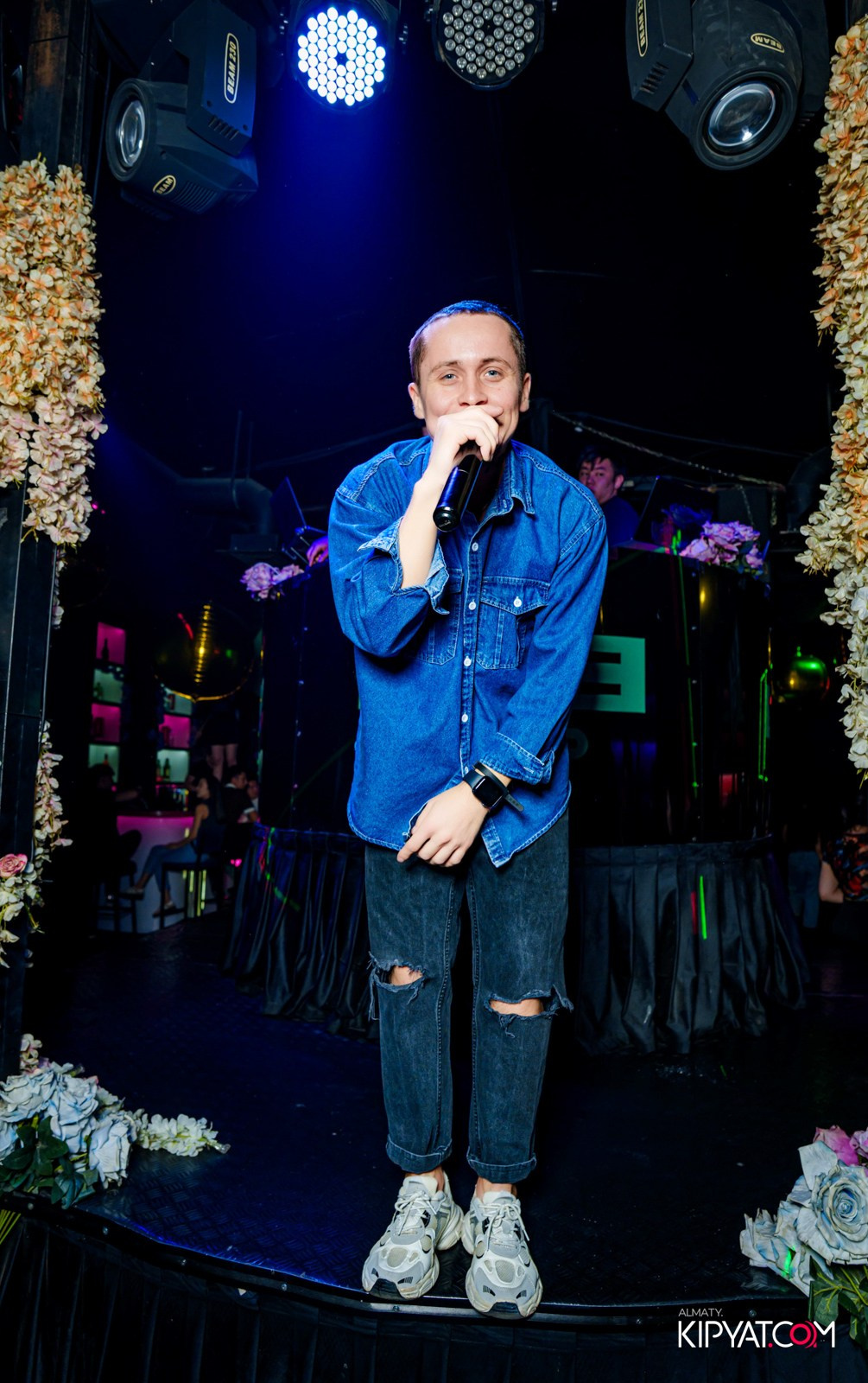 UYAT EMES BAR. КИПЯТКОМ АЛМАТЫ!