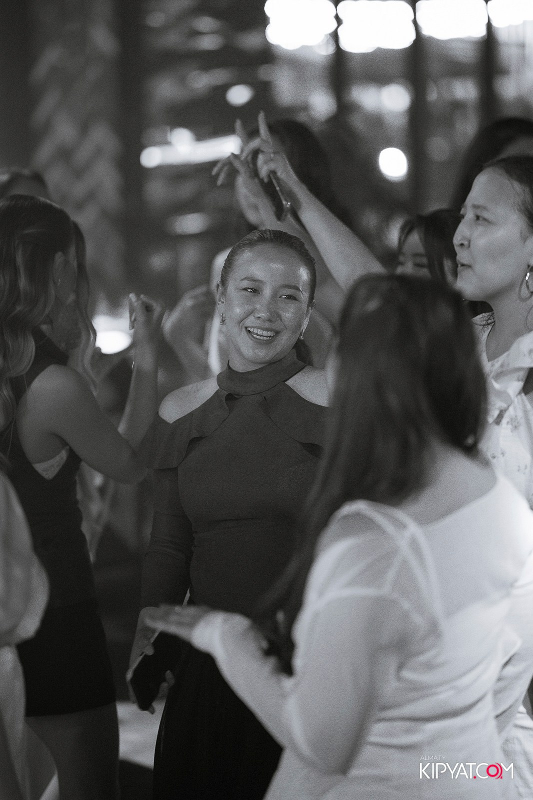 FRIENDS BAR & TERRACE. КИПЯТКОМ АЛМАТЫ! Фотосъемка мероприятий в Алматы