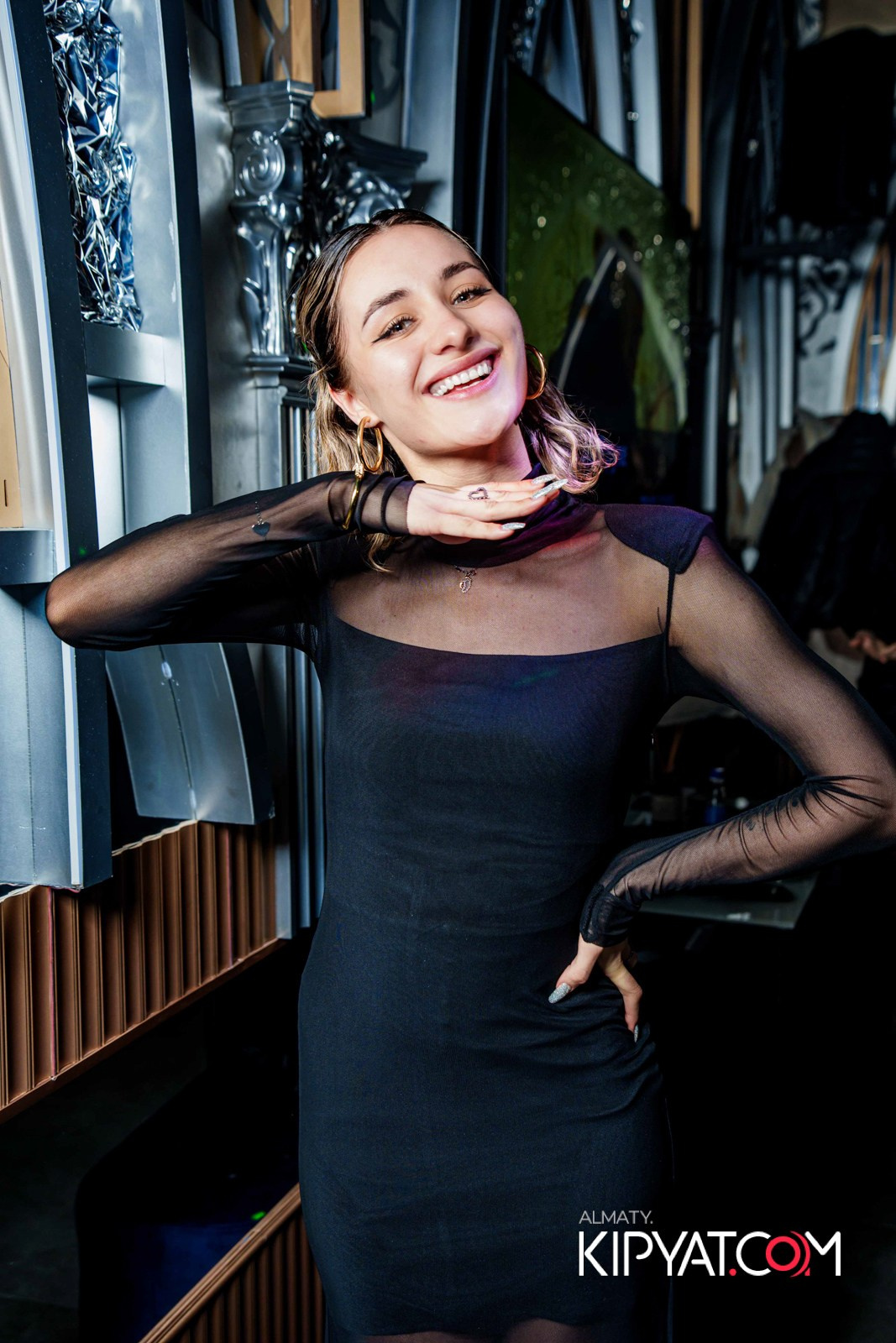 MOOD KARAOKE & TERRACE. КИПЯТКОМ АЛМАТЫ!