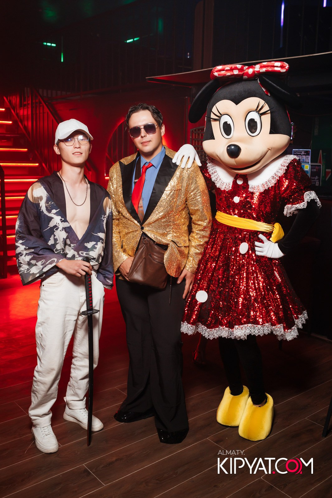 НОЧНОЙ КЛУБ ICON. КИПЯТКОМ АЛМАТЫ!