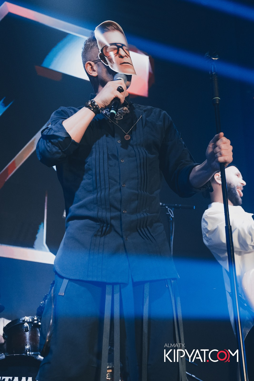 SANTA BARBARA — SPECIAL QUEST МИТЯ ФОМИН. КИПЯТКОМ АЛМАТЫ!