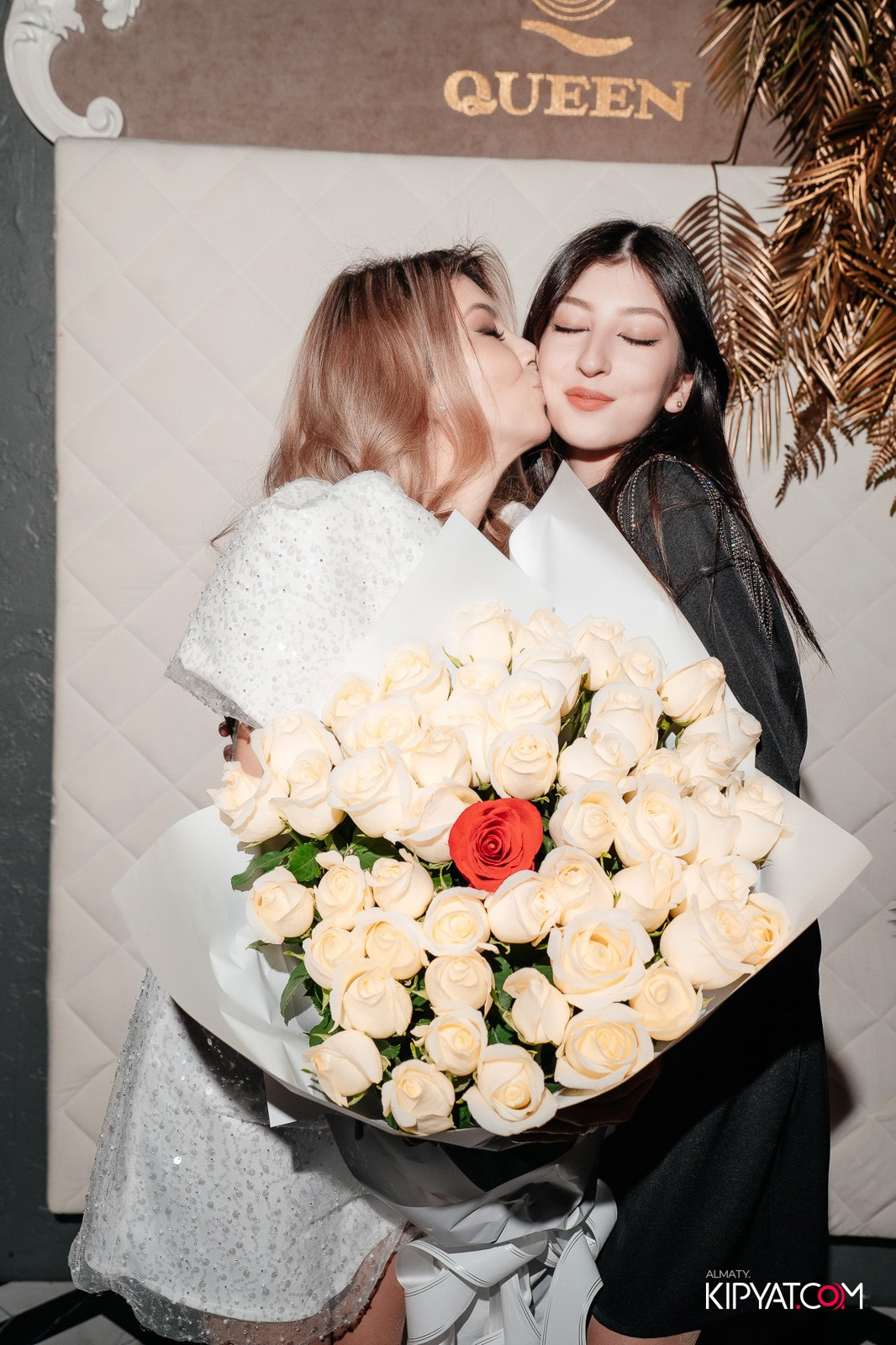 QUEEN. КИПЯТКОМ АЛМАТЫ!