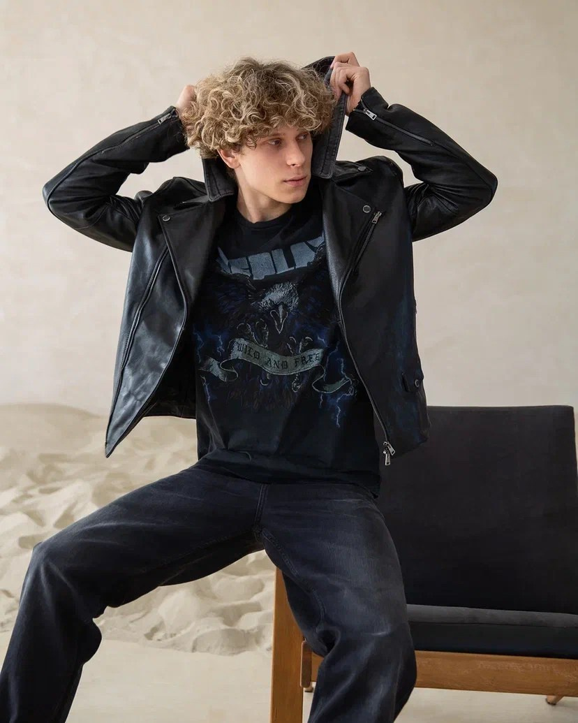 Кирилл. Фотосъемка для маркетплейс в Краснодаре