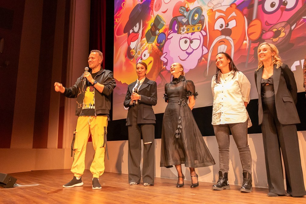 Репортаж с премьеры мультфильма «Смешарики снимают кино» в кинотеатре "Художественный"