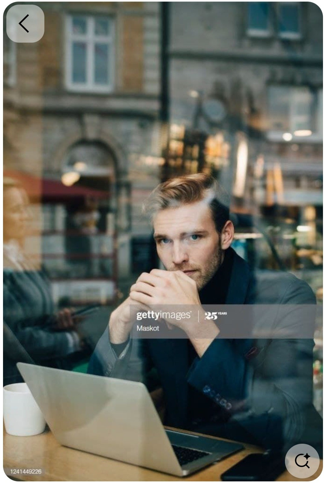 Деловой контент в городской среде. Фотограф в Екатеринбурге Переверзева Анна