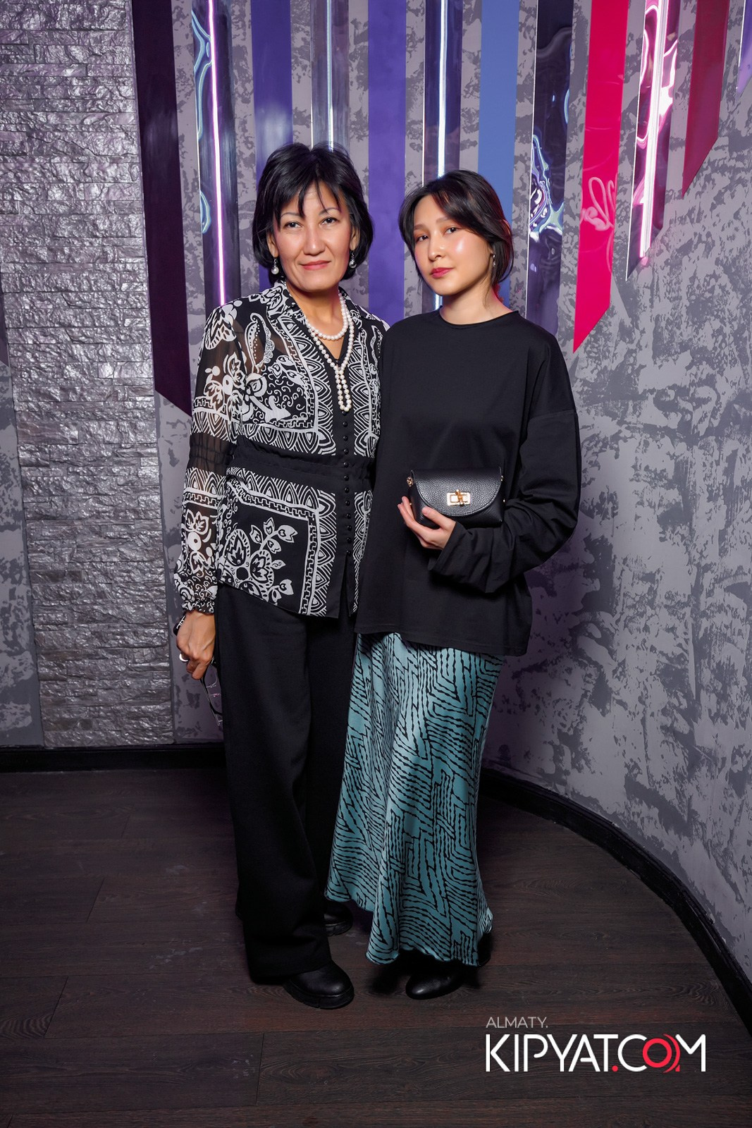 УХО И МЕДВЕДЬ НА ГАГАРИНА. КИПЯТКОМ АЛМАТЫ!