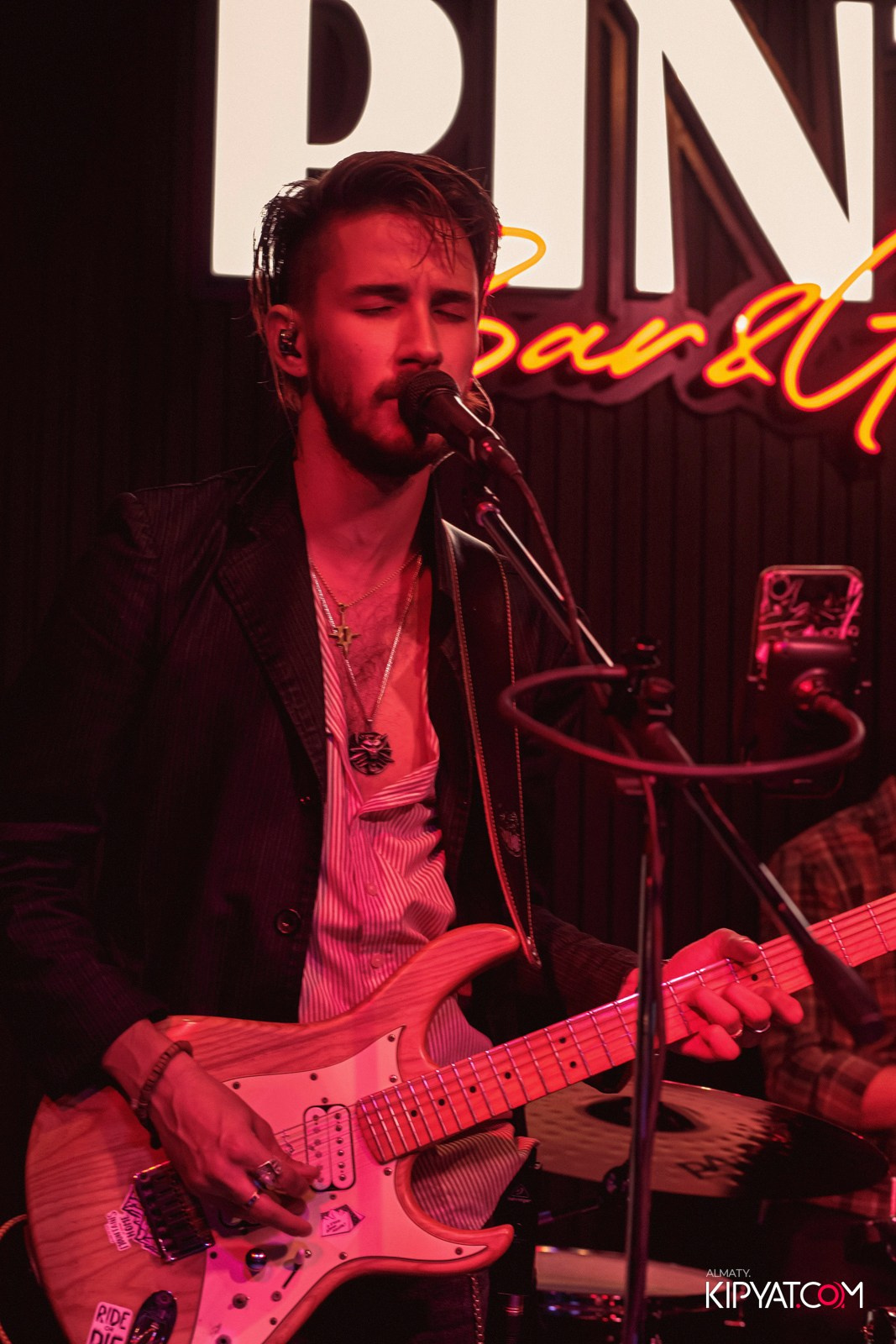 ОКТOBERFEST — ПИНТА НУРЛЫ-ТАУ. КИПЯТКОМ АЛМАТЫ!